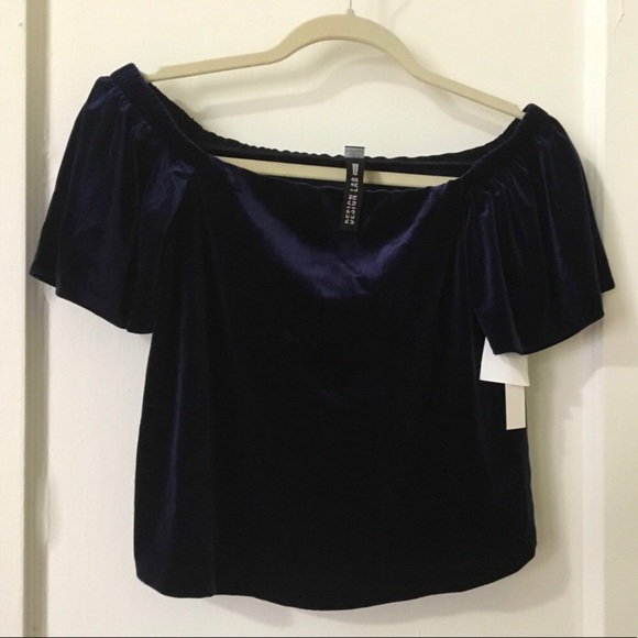 Designer Lab Lord & Taylor off shoulder velvet - Picture 2 of 2